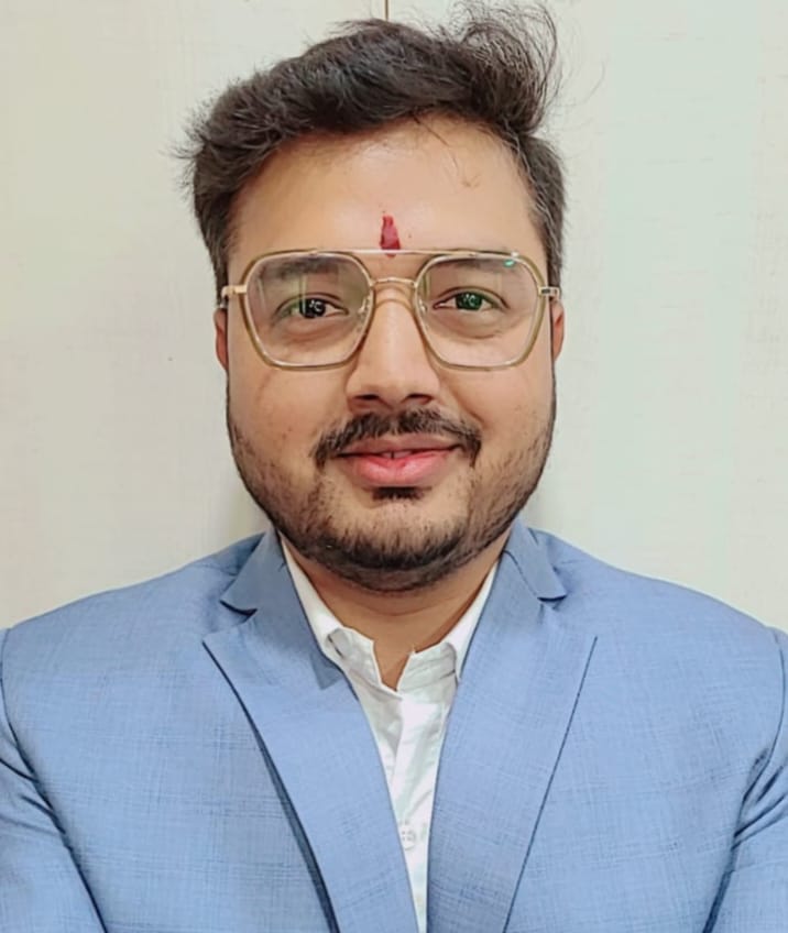 Sri Abhinav Kumar Pathak 